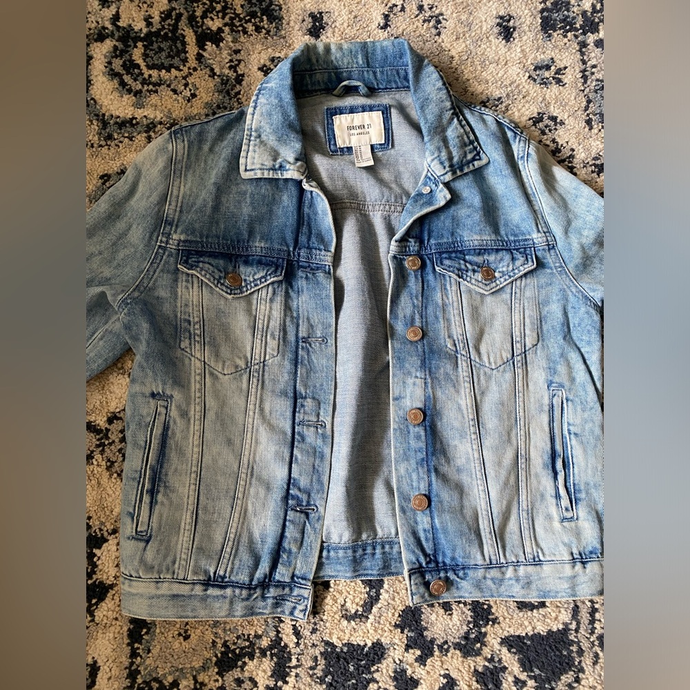 Jean jacket - Picture 2 of 4